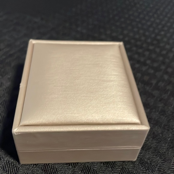 18” sterling silver necklace with Pendent New - Picture 7 of 16